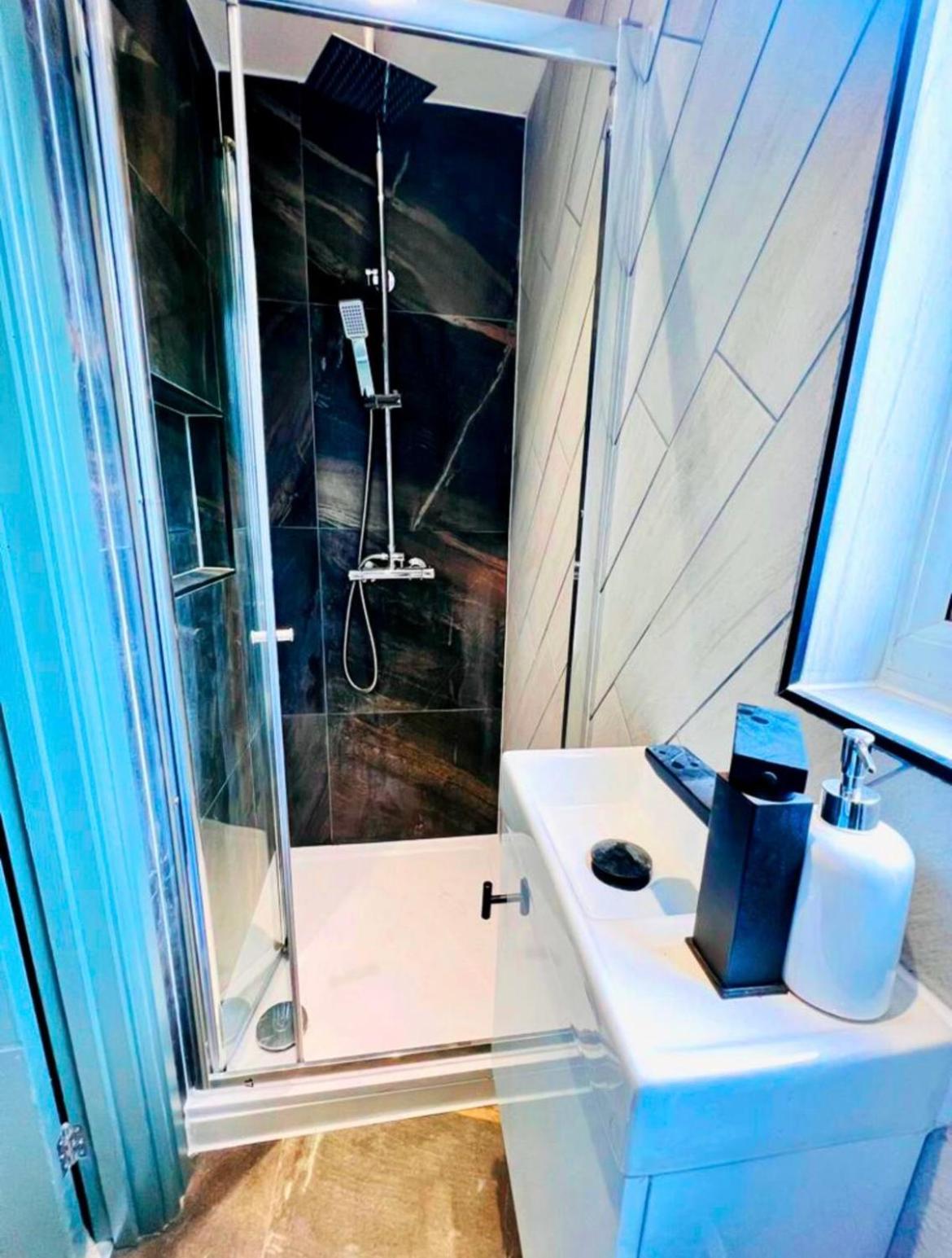 London 43 Ensuite Room Look Like Hotel Top Locations Exterior photo